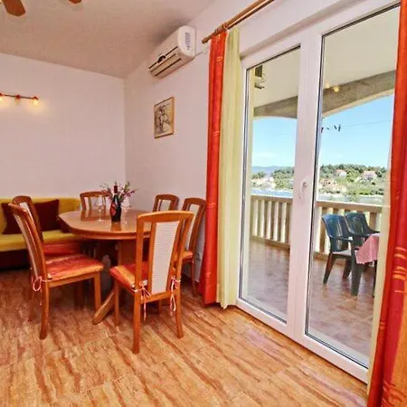 Veselka With Terrace *